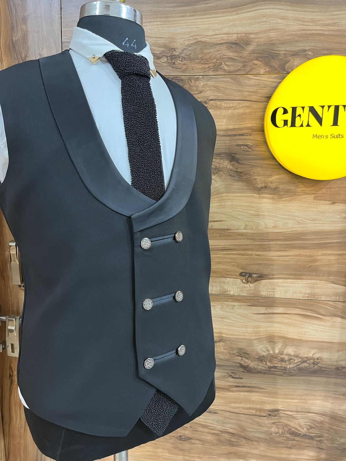 Custom suits for men with unique body types